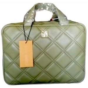 Steve‎ Madden Cosmetic Bag